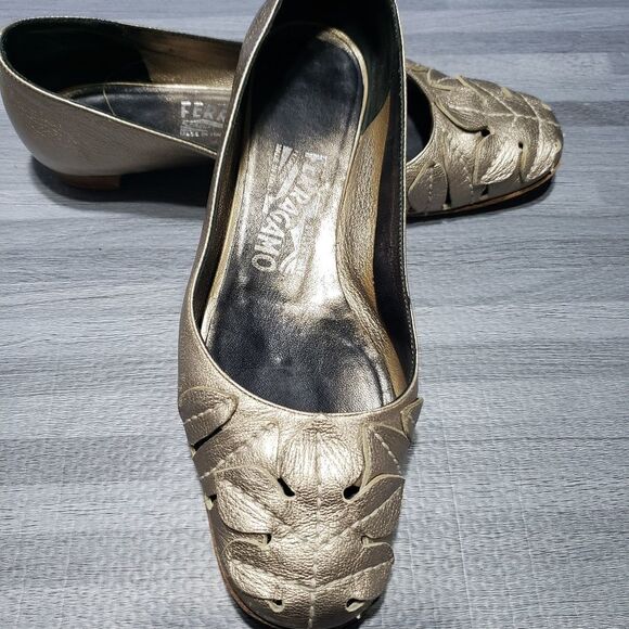 Salvatore Ferragamo Nappa Leather Tiglio Flats, - Picture 6 of 8